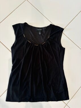 White House Black Market Black Sleeveless Pleated Scoop Neck Tank